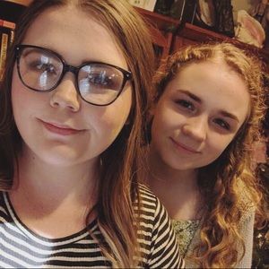 Meet your Posher, Emma